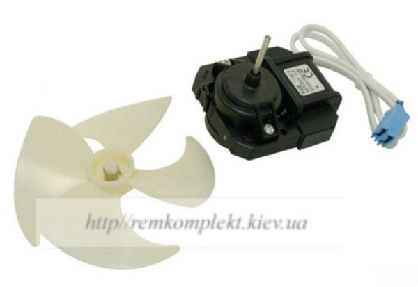 Мотор вентилятора з крильчаткою холодильника Ariston Indesit C00383336