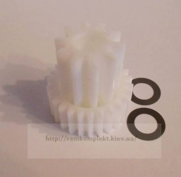 Шестерня мала для м'ясорубки Kenwood код KW650738