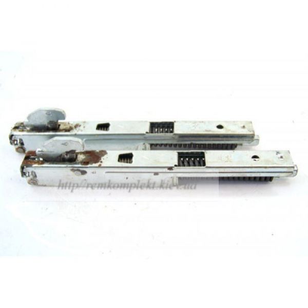 Петля духовки ARISTON C00139892